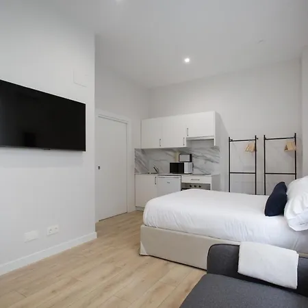 Urbil Zumalacarregui Lejlighedshotel 3*