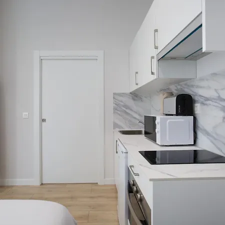Urbil Zumalacarregui Hotel apartamentowy *