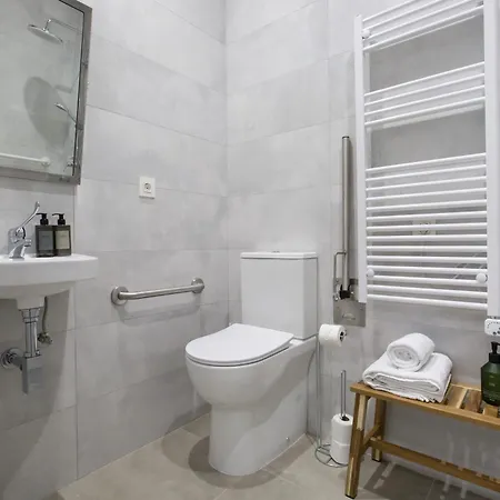 Hotel apartamentowy Urbil Zumalacarregui