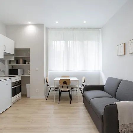 Urbil Zumalacarregui Lejlighedshotel 3*