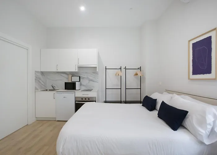 Urbil Zumalacarregui 3* ビルバオ