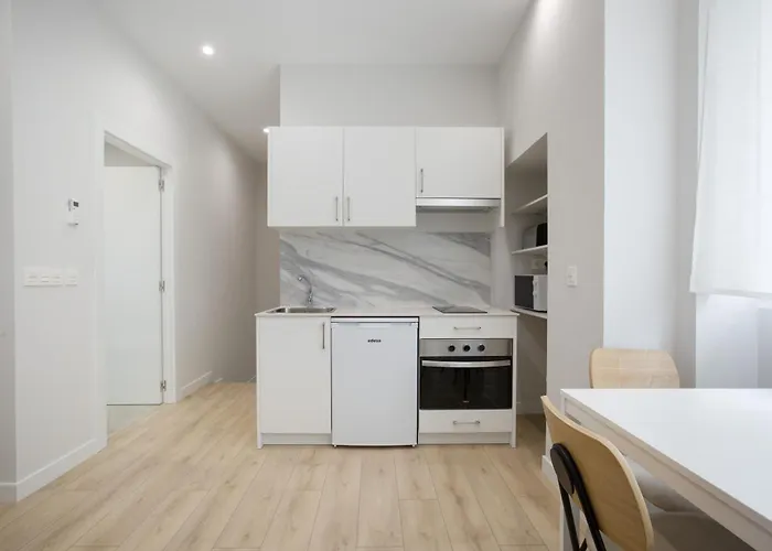 Urbil Zumalacarregui 3* ビルバオ